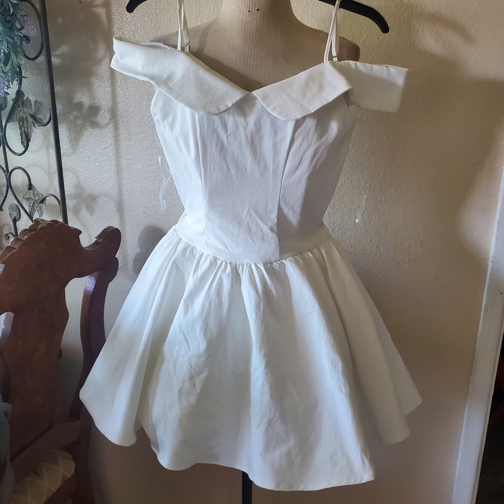 Princess Polly Strapless White Dress Size 6 - Picture 3 of 10